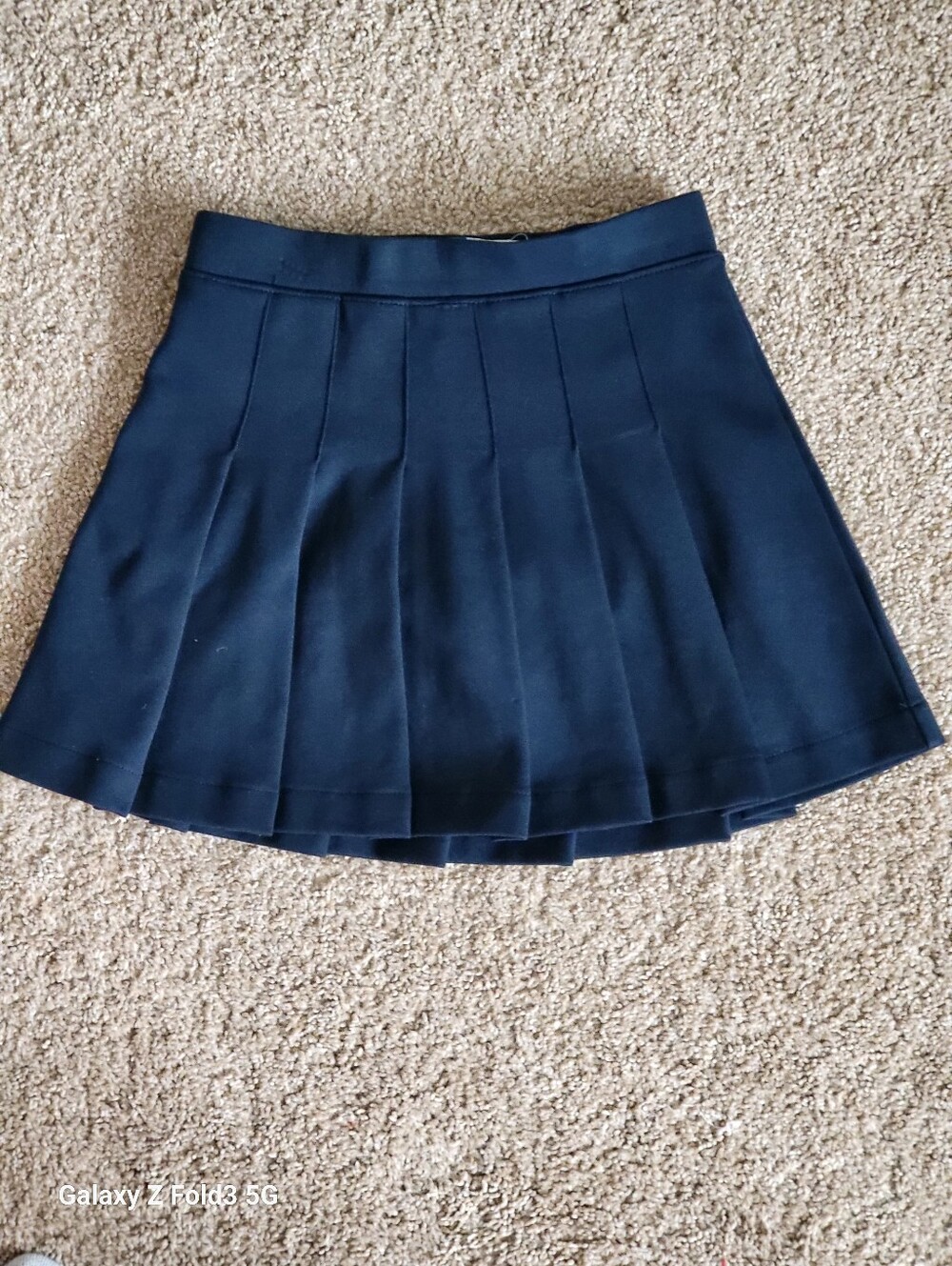 ♥️EUC♥️ Old Navy Girls Pleated Skort- Classic Schoolgirl Style - Picture 2 of 6